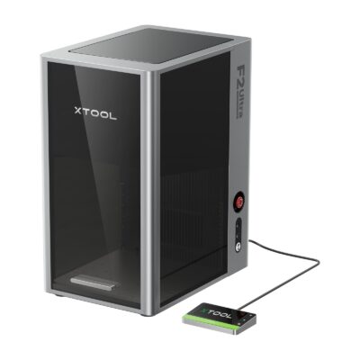 xTool F2 Ultra set skråt